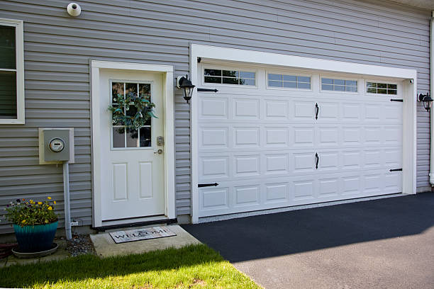 24/7 Emergency Garage Door Panel Replacement experts in Columbus, OH